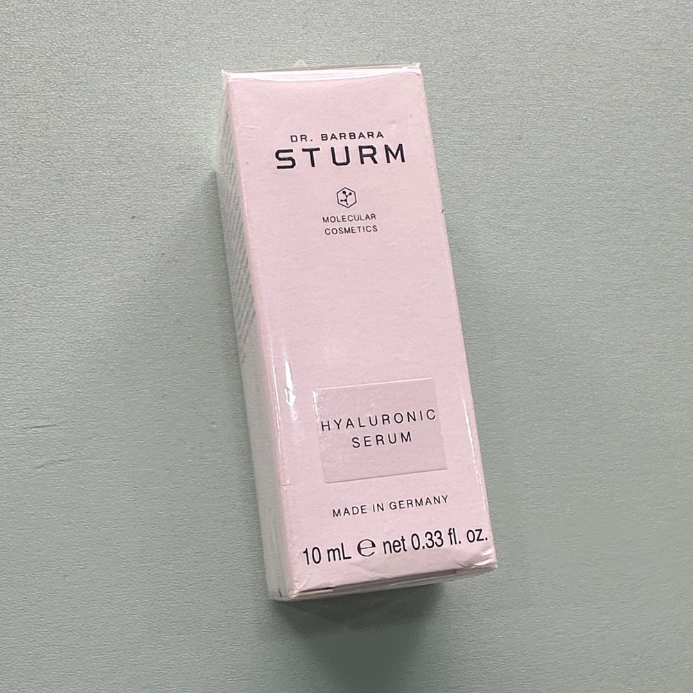 Dr. Barbara Sturm Hyaluronic Serum Box